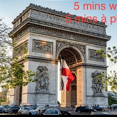 Apartment 10 Mins Walk Eiffel Tower, 16